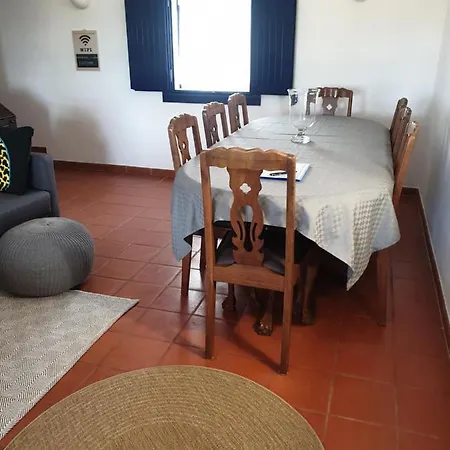 בקתה Sondela Self Catering *