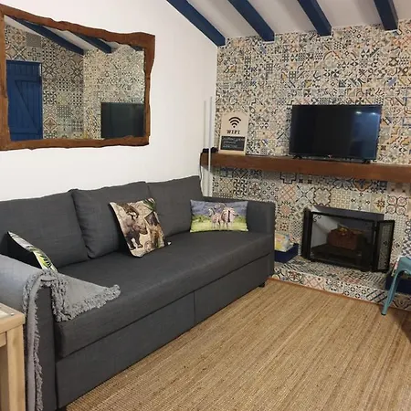 Sondela Self Catering בקתה סאו מרטיניו דו פורטו
