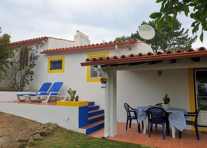 Sondela Self Catering * São Martinho do Porto