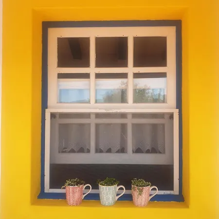 Sondela Self Catering Chalé