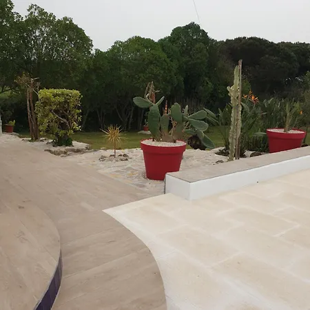 샬레 Sondela Self Catering